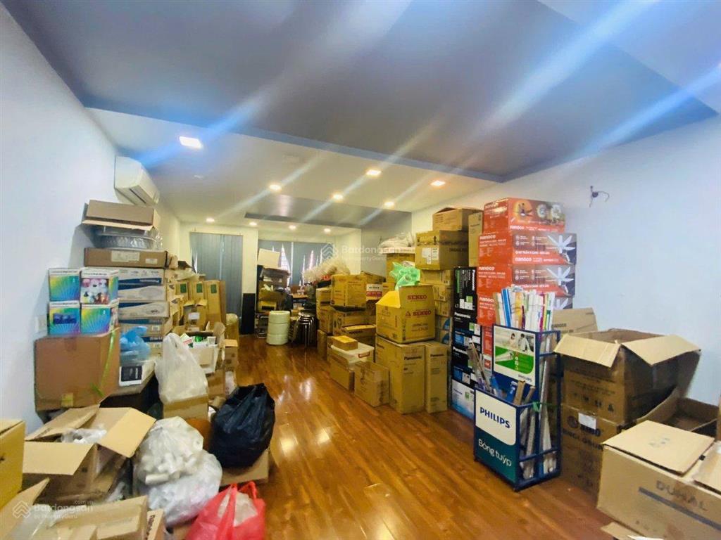 Nhà mặt tiền vũ chí hiếu q5 đường 2 chiều kinh doanh đồ điện dân dụng dt 45m2 shr chỉ 21 tỷ