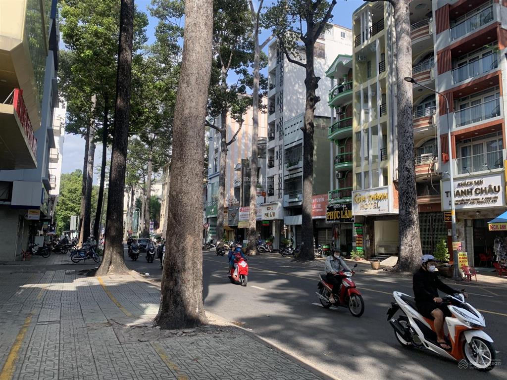 Toà nhà mt lý thường kiệt q10 đường 2 chiều lề 9m dt 167m2 kc 4 tầng thang máy nở hậu 6.3m chỉ 68 t