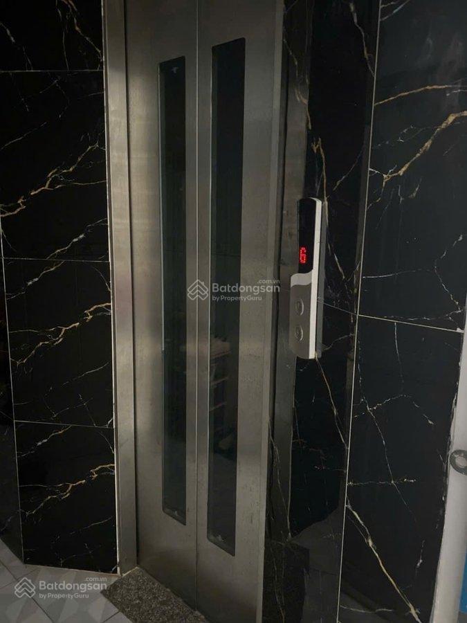 Toà chdv 7 lầu thang máy hxh 131 tô hiến thành q10 tổng 13 pn full dt 86m2 shr chỉ 18.5 tỷ