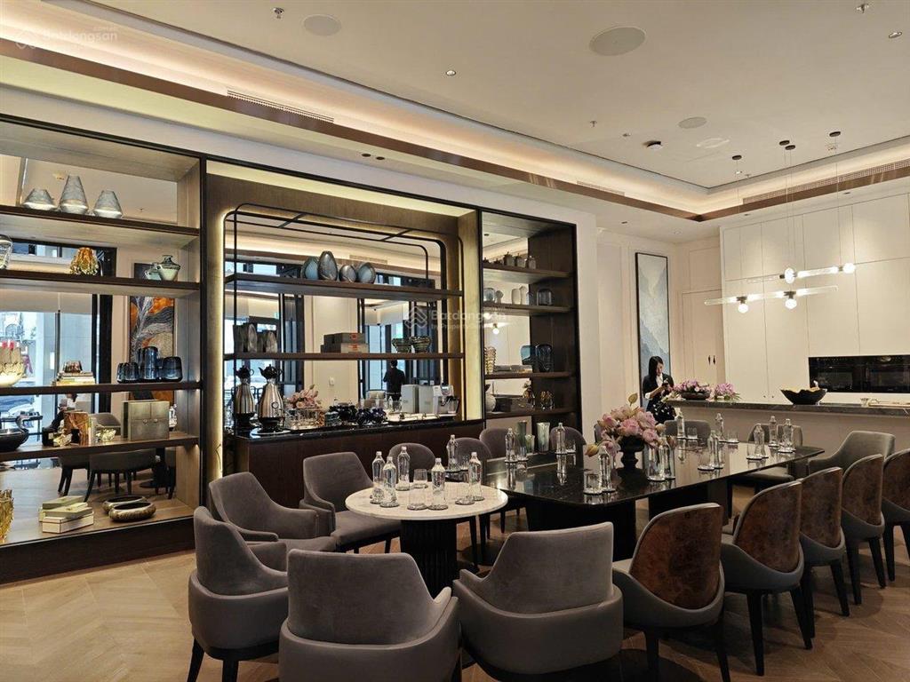 The grand hàng bài góc view hồ gươm hoàn kiếm dt 152m2 di sản trung tâm sđcc giá chỉ 76 tỷ