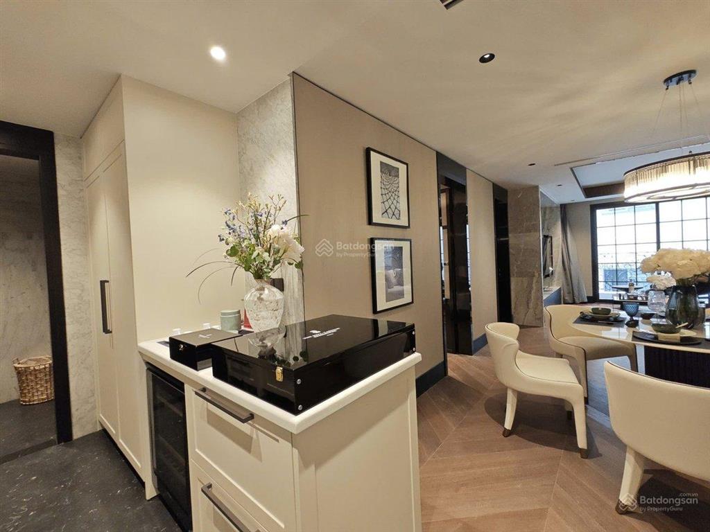 The grand hàng bài góc view hồ gươm hoàn kiếm dt 152m2 di sản trung tâm sđcc giá chỉ 76 tỷ