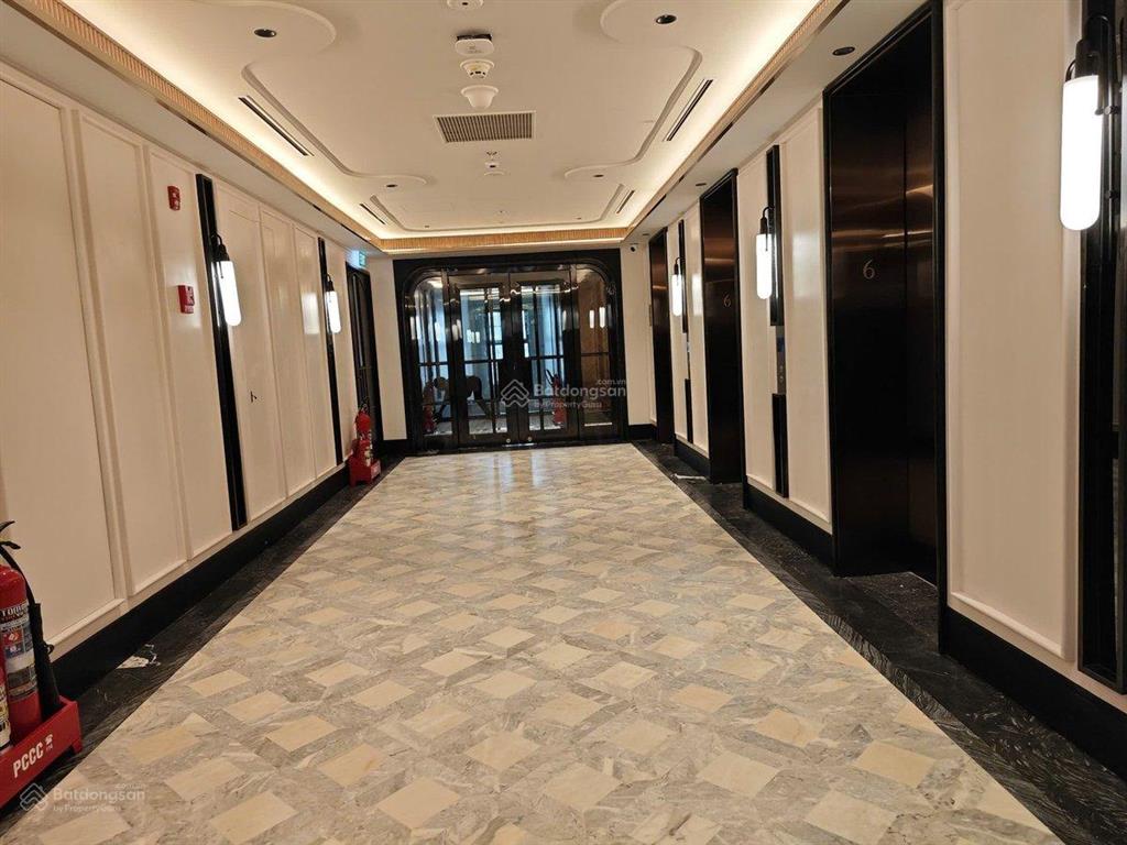 The grand hàng bài góc view hồ gươm hoàn kiếm dt 152m2 di sản trung tâm sđcc giá chỉ 76 tỷ