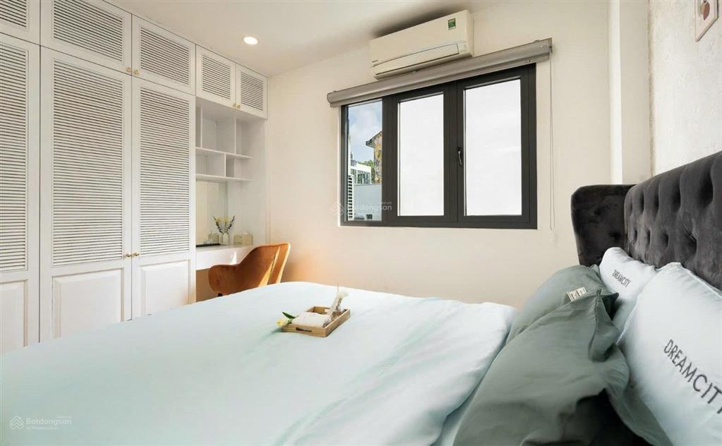 Homestay vị trí đẹp nguyễn thị minh khai q1 dt 29.2m2 full nguồn thu 90tr/th sđcc chỉ 11.2 tỷ