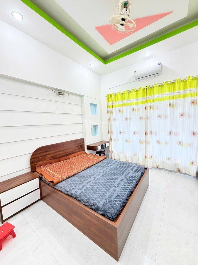 Mặt tiền gò công quận 5 đường lớn kinh doanh 5 lầu thang máy shr 102m2 dtsd 419m2 chỉ 37 tỷ ctl