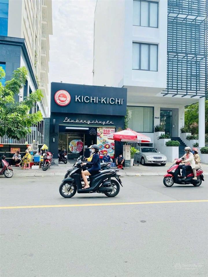 Góc 2 mt đinh tiên hoàng & nguyễn văn thủ, quận 1  dt 5 x 20m  hđt 120tr/th  3 tầng  giá 35 tỷ