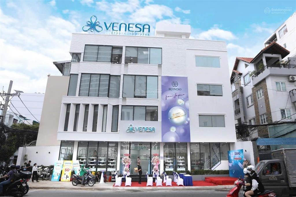 Bán nhà 2 mt phạm viết chánh q1  dt 15 x 17m nở hậu  hđt 150tr/th  4 tầng  ctxd 7 tầng  90 tỷ