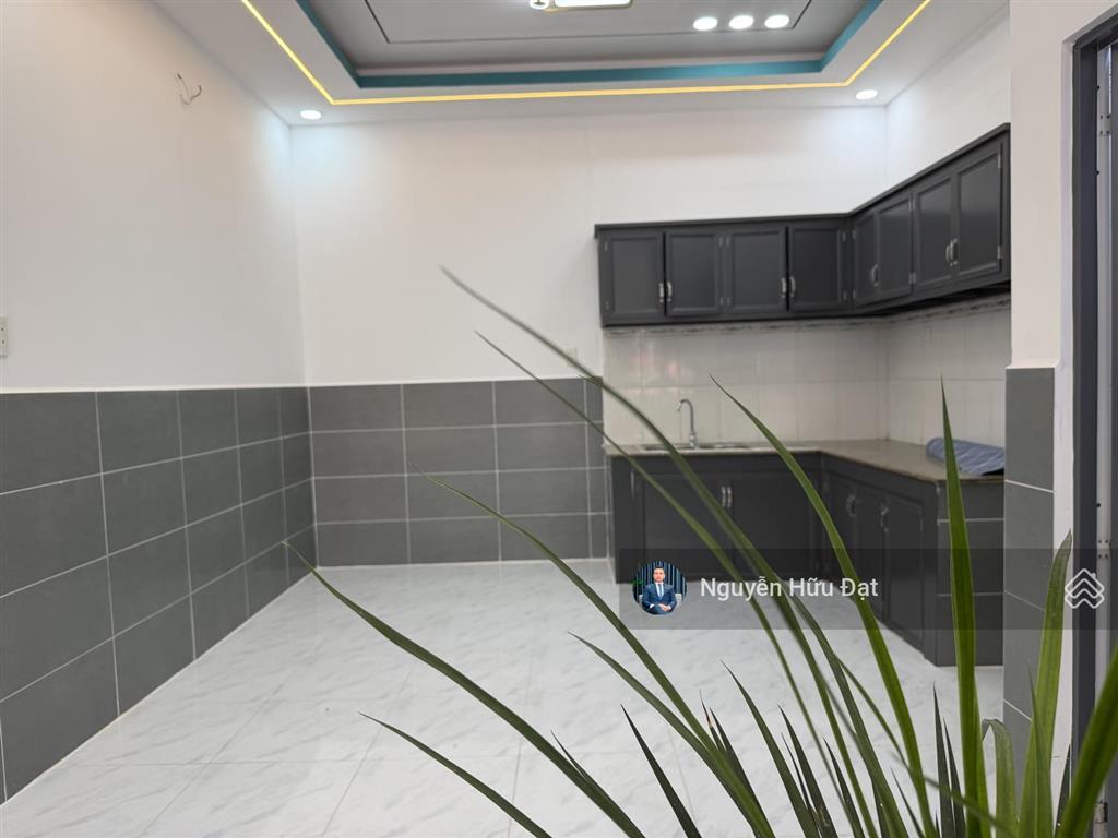 Nhà mỹ thịnh  gò hưu, 4x10m, 1 trệt 2 lầu liền kề chung cư phương mai, giá 1,1 tỷ thanh toán 50%