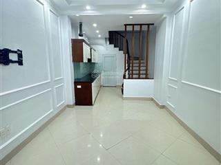 .phân khúc giá tiền hợp lý còn sót lại ở khu vựcôtô đỗ cổngnhà xây mới 5 tầngdt 30m.