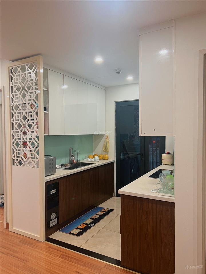 Bán căn hộ giá tốt tại chung cư five star 70m2 2pn full nội thất, tầng trung, hướng mát có giảm