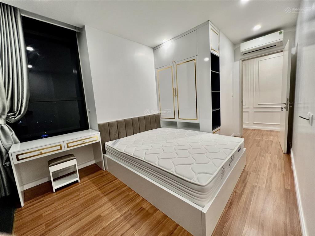 Bán căn hộ giá tốt tại chung cư five star 70m2 2pn full nội thất, tầng trung, hướng mát có giảm