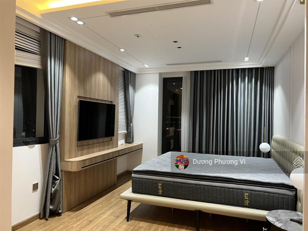 Bán căn hộ cao cấp giá tốt tại tòa c vinaconex 2 nguyễn xiển 100m2 3pn  2vs, full nội thất