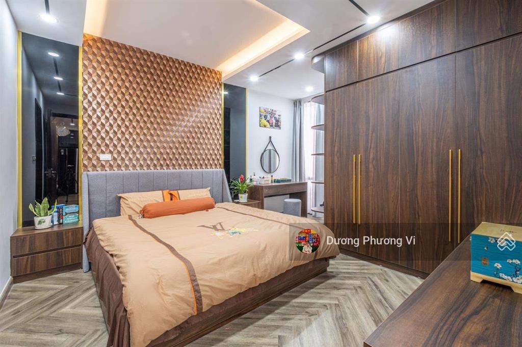 Chính chủ bán căn hộ giá tốt tại chung cư x2 đại kim 107m2 3pn  2vs, full nội thất
