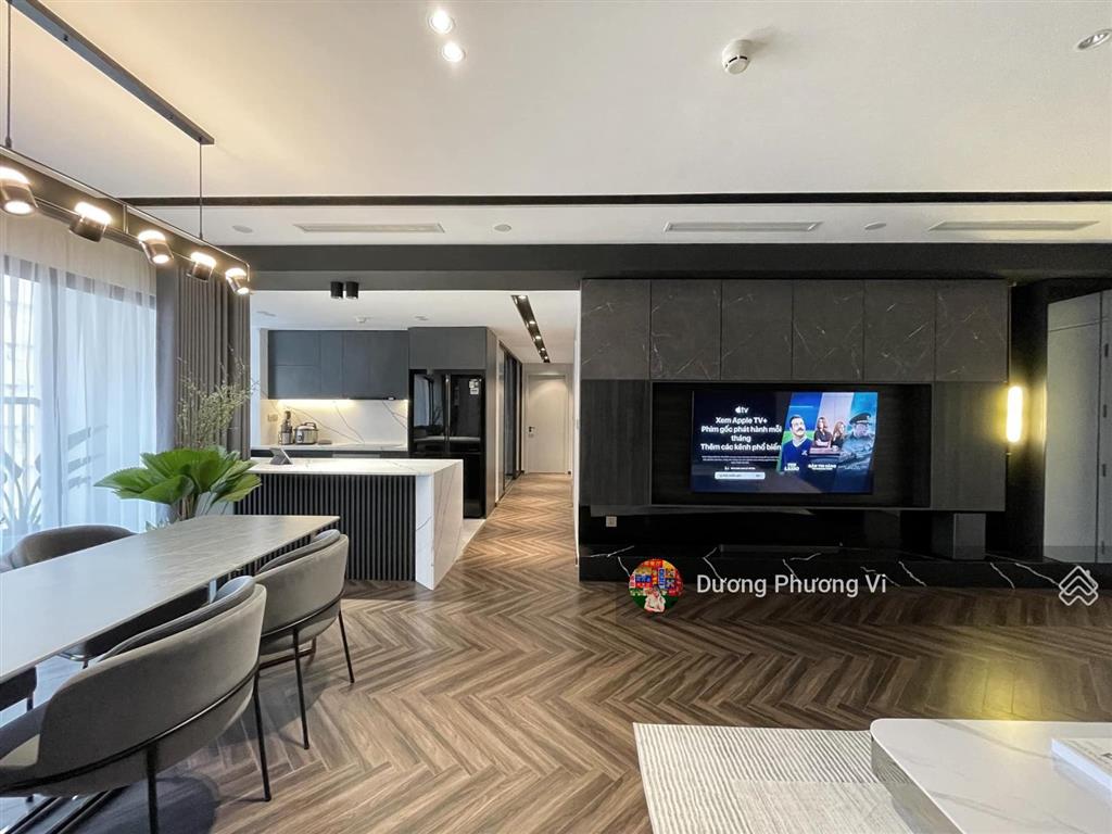 Bán căn hộ cao cấp giá tốt tại sky central 176 định công 99m2 3pn  2vs, full nội thất
