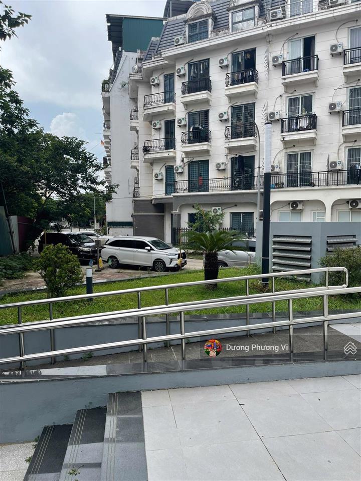 Chính chủ bán căn góc handiresco trung văn 66m2 2pn  2vs ban công hướng mát, sẵn sàng tên