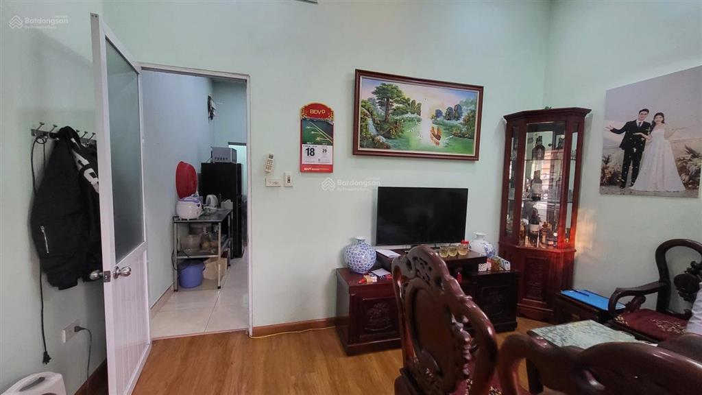 Giá tốt ! bán nhà mặt phố khương trung 52,3 m2, 3 tầng, 17.2 tỷ, mặt tiền 4,2m  hiếm nhà bán