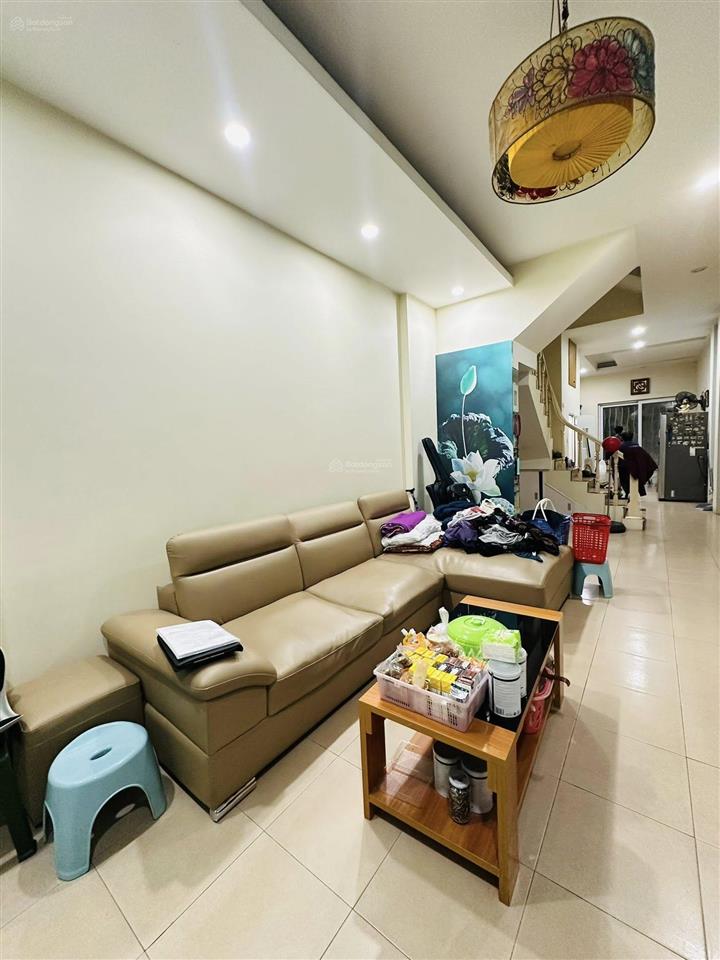 Bán nhà lê trọng tấn 61 m2, 24,2 tỷ, phân lô, 2 mặt thoáng, sổ đỏ hoa hậu