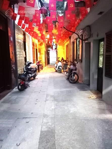 Bán nhà ngõxx minh khai 59,3 m2, 18,9 tỷ, hơn chục m ra phố  giá tốt!