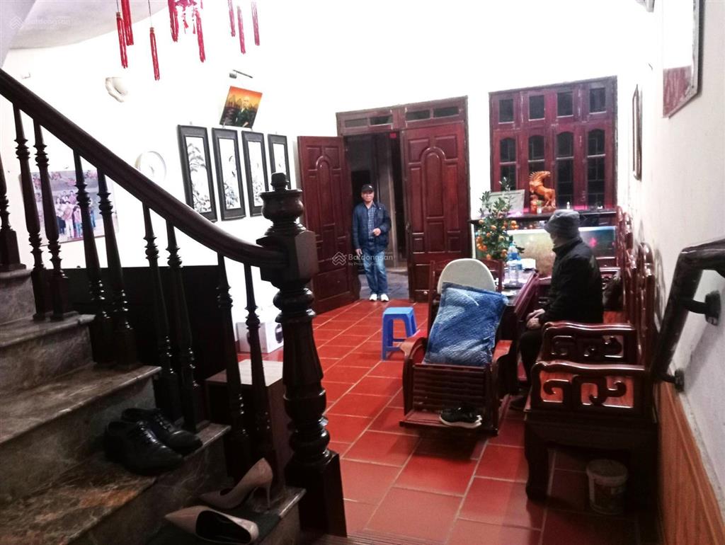 Bán nhà ngõxx minh khai 59,3 m2, 18,9 tỷ, hơn chục m ra phố  giá tốt!