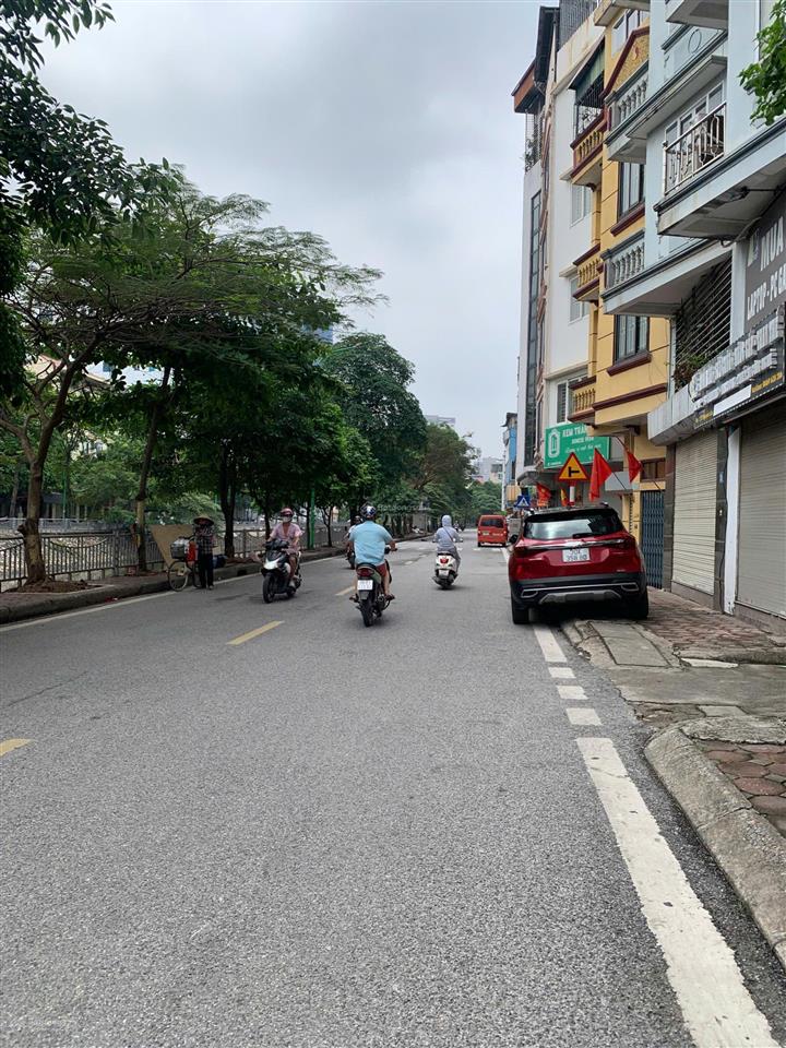 Bán nhà mặt phố nguyễn lân 35 m2, 18.3 tỷ, 5 tầng, mt 4,7m  giá tốt  kinh doanh