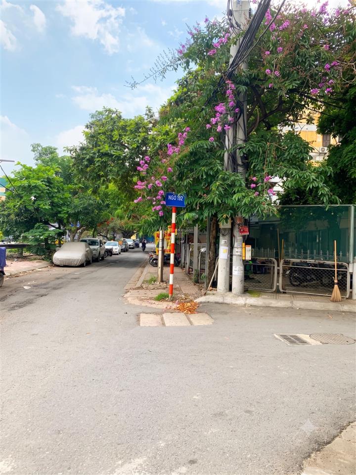 Cho thuê văn phòng tại 19 ttxl2, phương liệt, giá cực chất 8,8 triệu, 75m2, mặt tiền 10m, 3 thoáng