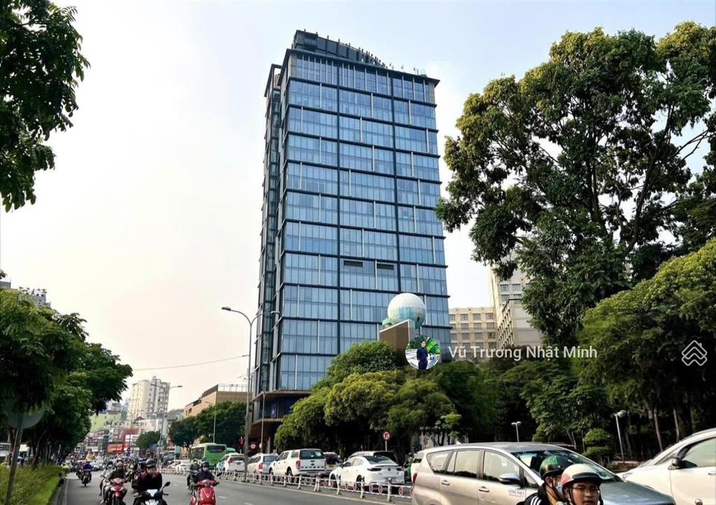 Góc 2 mặt tiền pasteur  lê thánh tôn, quận 1 80m2 (8 x 10) 4 tầng hđt 250tr/ tháng bán 56 tỷ