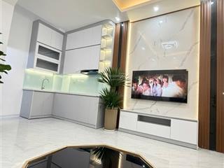 Bán gấp nhà thuỵ khuê  5 tầng  giá 7.79 tỷ  sổ đỏ riêng, ở ngay.