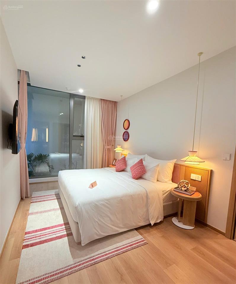 Cần bán căn penthouse  dual key 128m2 giá 8,9tỷ 4 ngủ full nội thất dự án sun centro town hạ long
