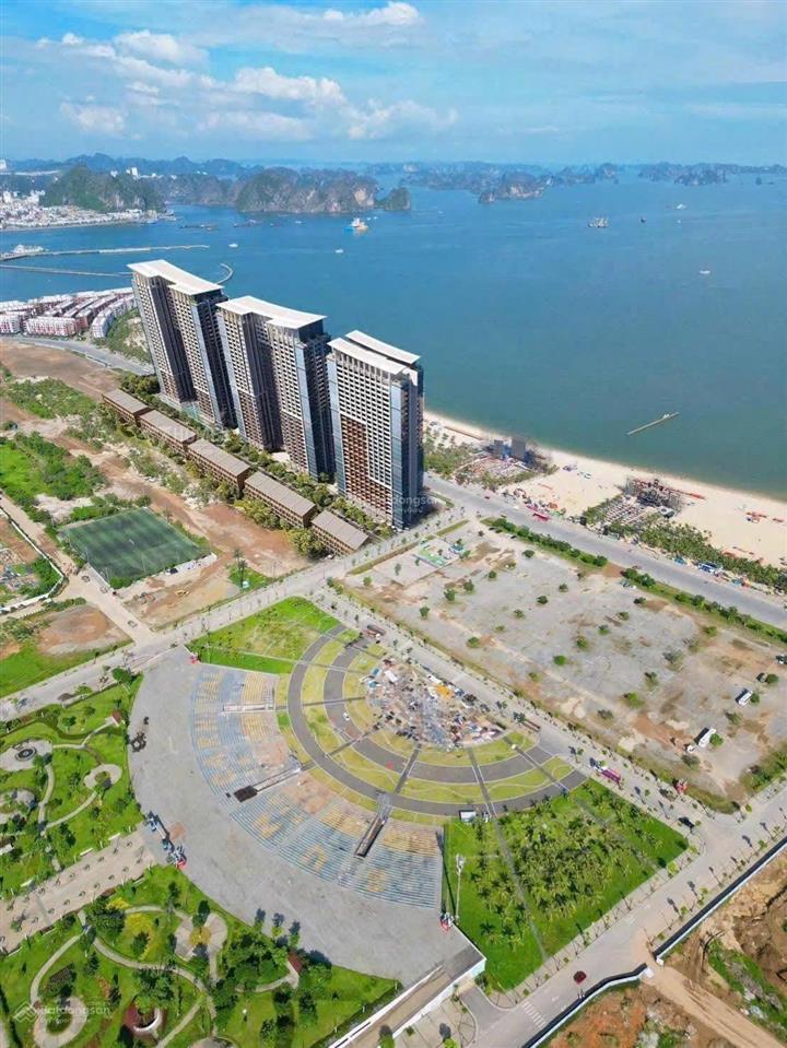 Cần bán căn penthouse  dual key 128m2 giá 8,9tỷ 4 ngủ full nội thất dự án sun centro town hạ long
