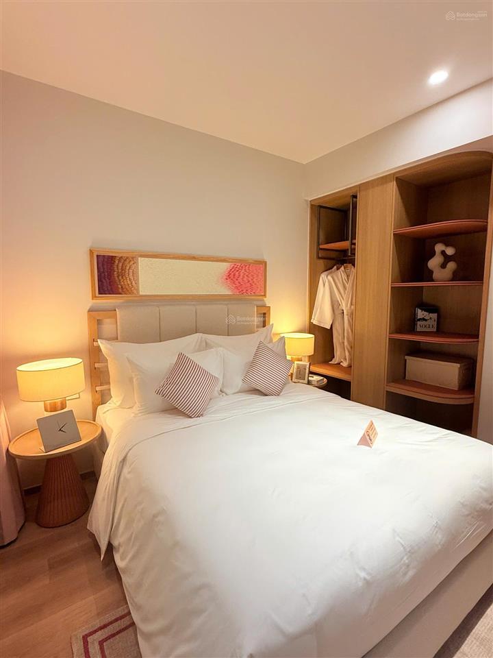 Cần bán căn penthouse  dual key 128m2 giá 8,9tỷ 4 ngủ full nội thất dự án sun centro town hạ long