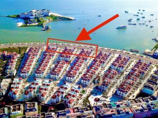 Cắt lỗ biệt thự đơn lập mặt biển giá 68,x tỷ thấp nhất dãy mặt biển, diện tích 333m2. sổ lâu dài