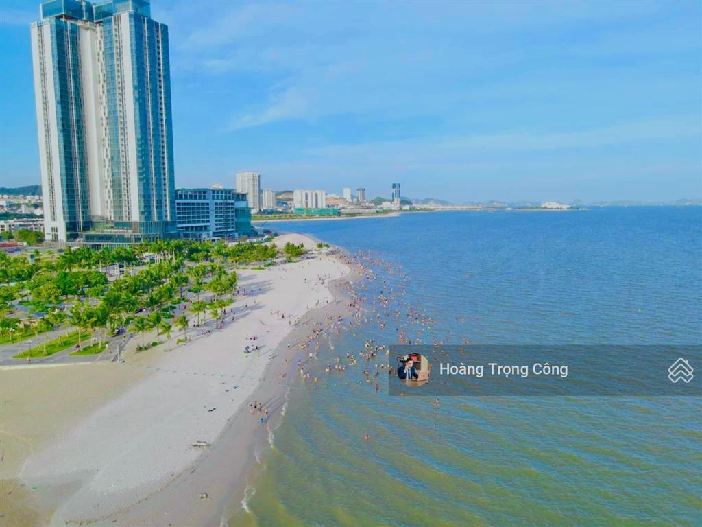 Bán cắt lỗ căn góc 2 mặt thoáng b05 giá 2,9x tỷ tầng trung view biển hồ thoáng mát.  0923 878 ***