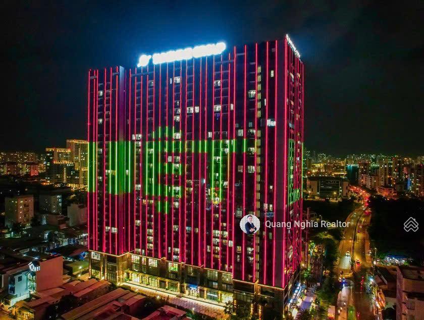 Hot! sunshine sky city 2pn  full nội thất đẹp giá tốt  liền kề phú mỹ hưng  0797 766 ***