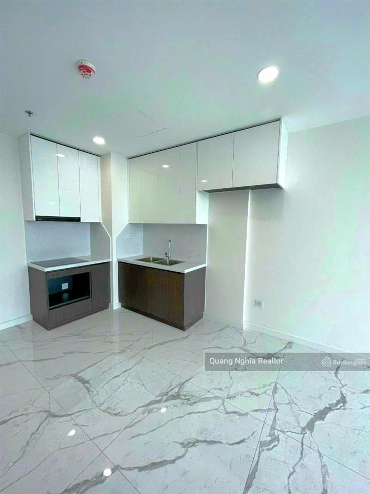 Căn hộ vpđn  70m2 view thoáng tại sunshine sky city giá tốt thị trường 4,15 tỷ.  0797 766 ***