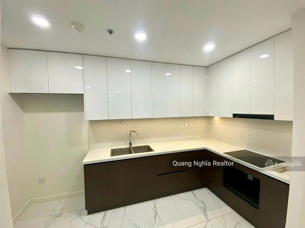 Căn góc 4pn+1  132m2 siêu rộng tại sunshine sky city liền kề phú mỹ hưng giá tốt  0797 766 ***