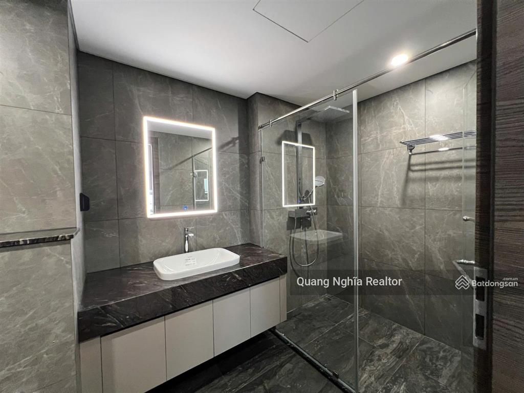 Noble crystal riverside 2pn full nội thất  ban công rộng giá chỉ 19 triệu bao phí  0797 766 ***