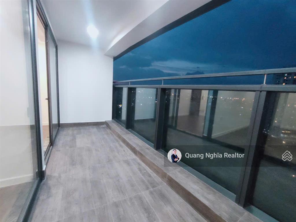 Hot! căn góc noble crystal riverside 2pn 138m2 rộng  view 2 mặt kính đẹp  0797 766 ***