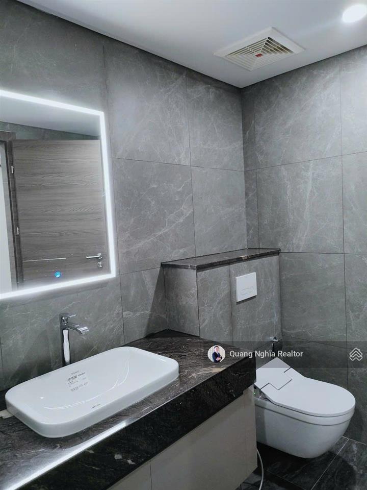 Hot! căn góc noble crystal riverside 2pn 138m2 rộng  view 2 mặt kính đẹp  0797 766 ***