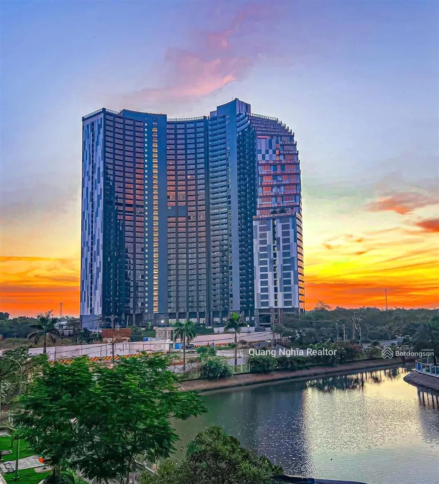 Căn hộ noble crystal riverside 2pn 123m2 rộng rãi ban công thoáng giá chỉ 6,9 tỷ  0797 766 ***