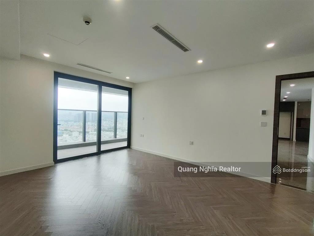 Căn hộ noble crystal riverside 2pn 123m2 rộng rãi ban công thoáng giá chỉ 6,9 tỷ  0797 766 ***