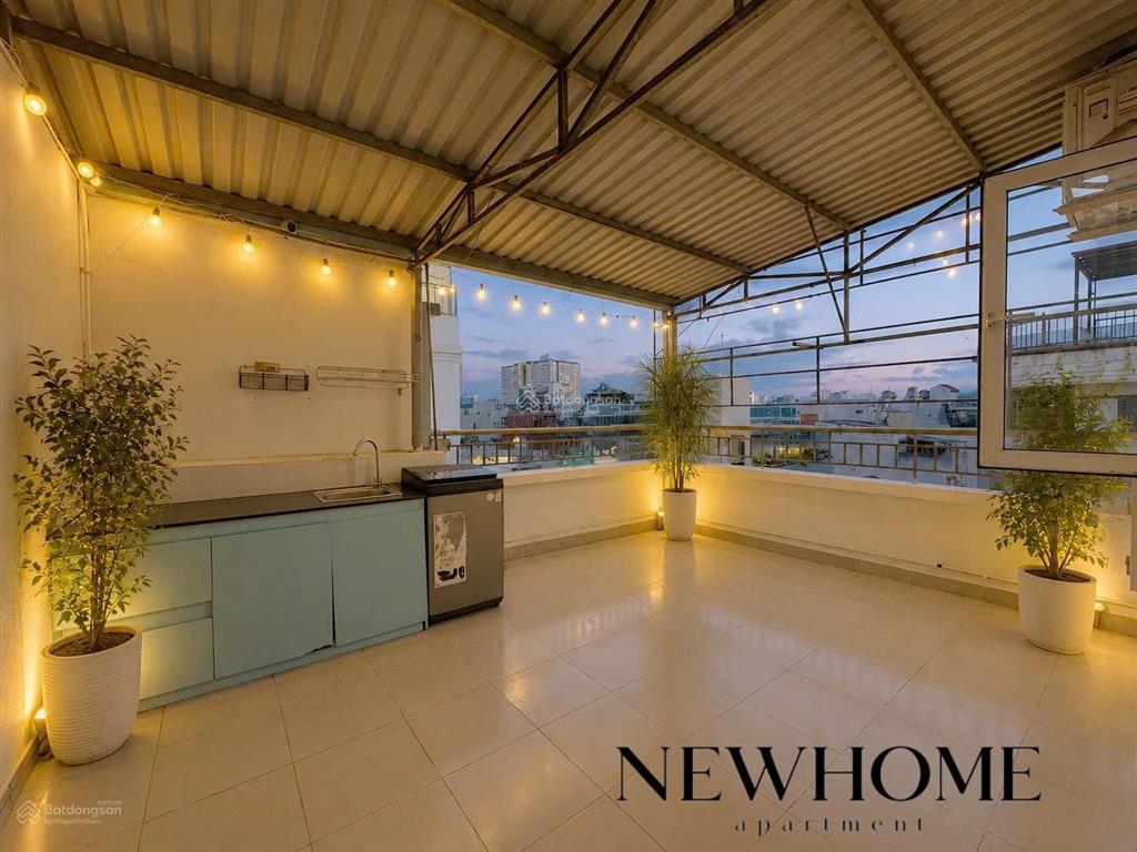 Cho thuê căn hộ studio full nội thất | ban công rộng 50m2 | ngay sân bay tân sơn nhất  phú nhuận