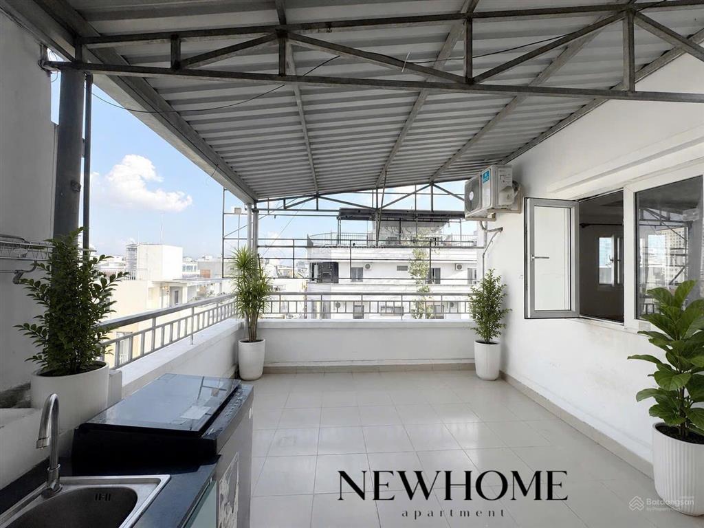 Cho thuê căn hộ studio full nội thất | ban công rộng 50m2 | ngay sân bay tân sơn nhất  phú nhuận