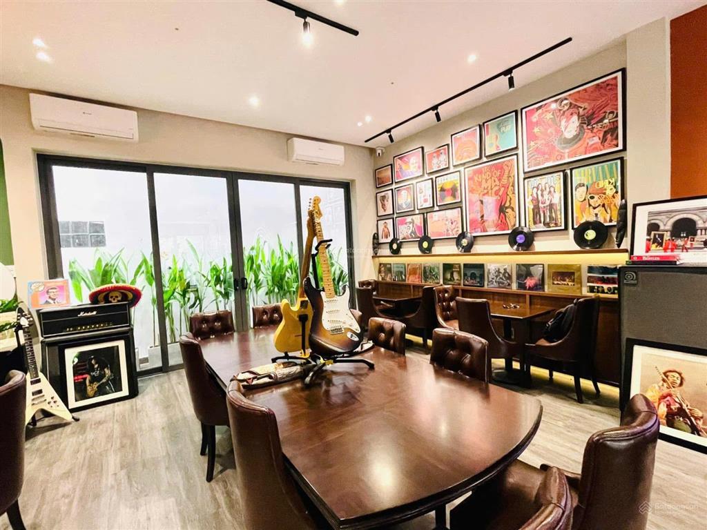 Siêu phẩm biệt thự rẻ nhất đường ngô quang huy, thảo điền, 7,5x30m, 214,5m2, giá 72 tỷ,hđt 120tr/th