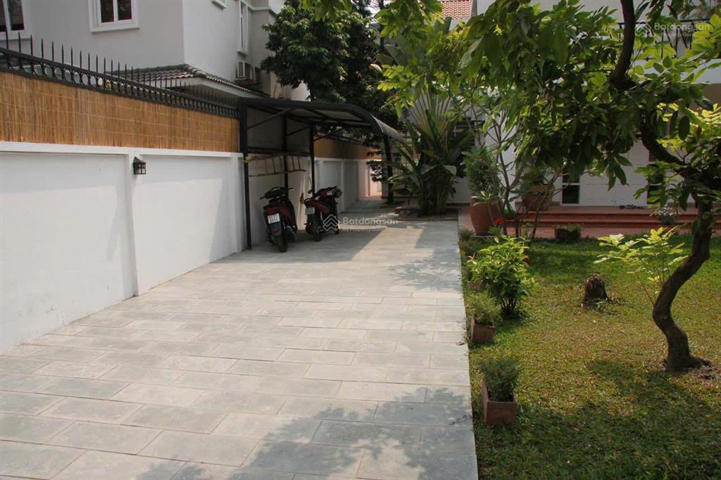 Giảm mạnh 30tỷ, biệt thự thảo điền 1  146e nguyễn văn hưởng, quận 2 (10x33m) 651m2 nở hậu 110tỷ