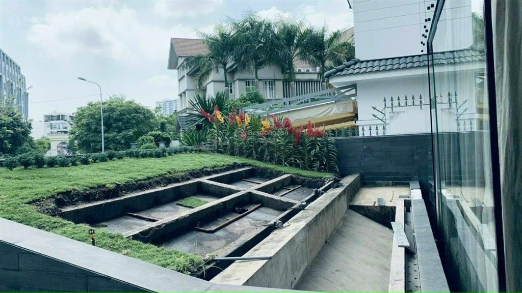 Biệt thự compound rivermark trần não quận 2, 15 x 20m (300m2) hầm 4 tầng, hồ bơi, 108 tỷ