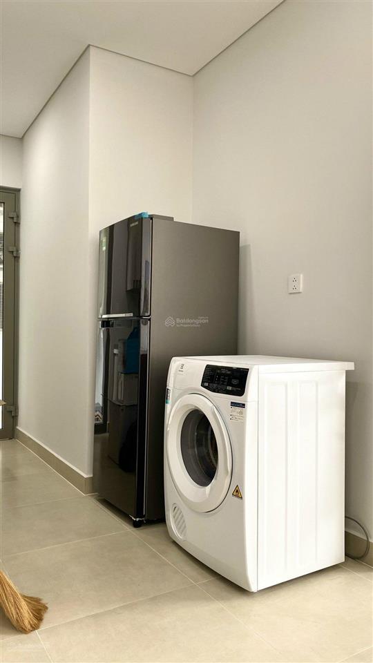 Cập nhật căn hộ 2pn, cho thuê tại sky 89  mr thành 0905 284 ***