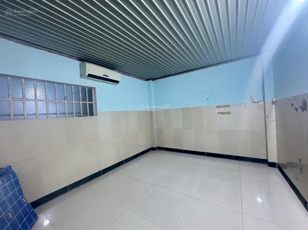 Bán nhà mặt tiền đường đồng khởi  chỉ 4,8 tỷ