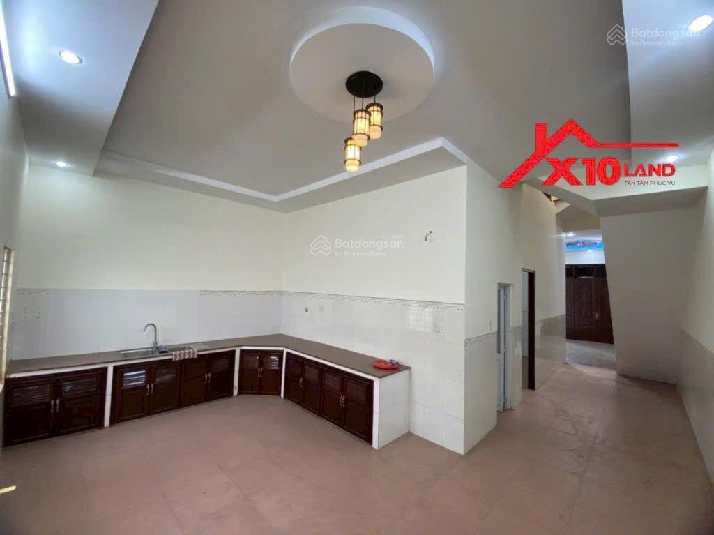 Nhà 1t2l sân ô tô gần ubnd p. bình đa, biên hòa