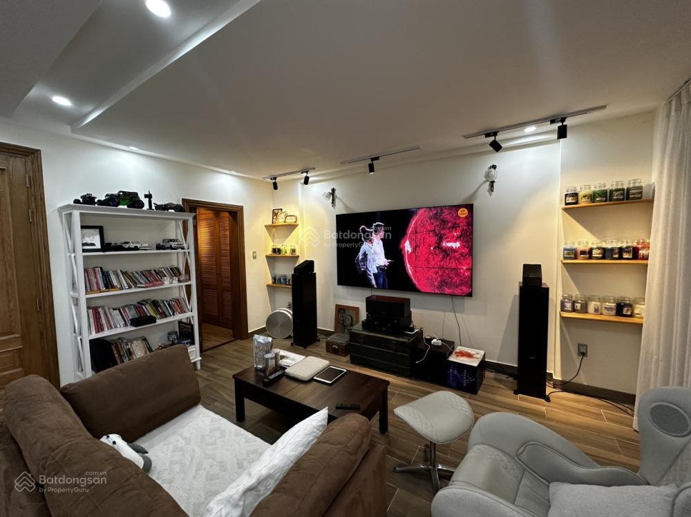 Siêu phẩm! bán nhà hxh nguyễn chí thanh, p9, quận 5  9x20m  3 tầng. giá 32 tỷ