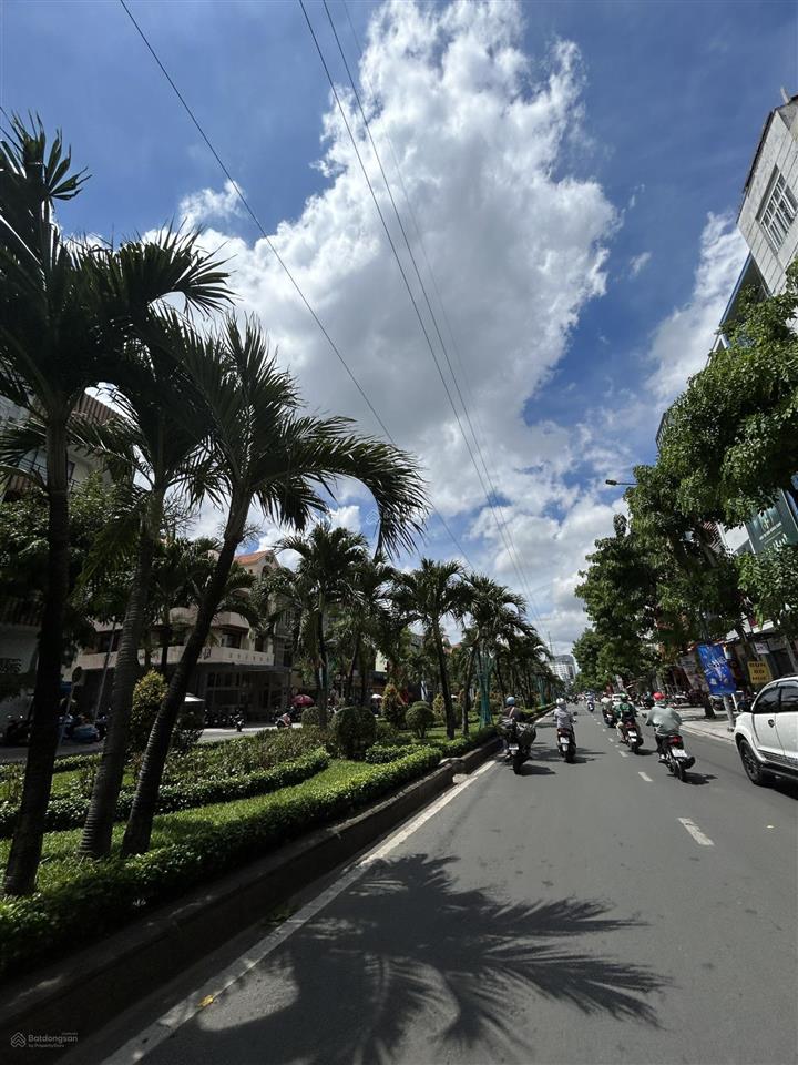 Cực rẻ  bán góc 2mt hoa lan, p2, phú nhuận  ngang 8 x 16m  hầm+ 6 tầng. 75tr/th  giá 53 tỷ