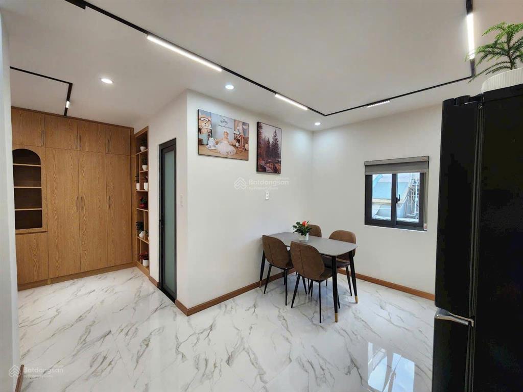 Bán chdv 33p giá 21 tỷ  hđt 121,6tr/th ngay đại hoc hutech, p26, bình thạnh  8,7 x 22m(161m2)